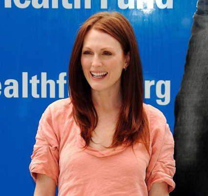 Julianne Moore pic #251709