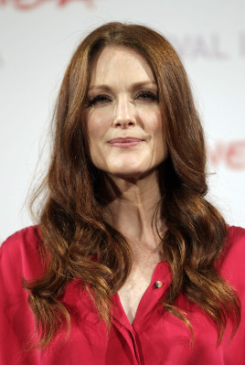 Julianne Moore pic #303758