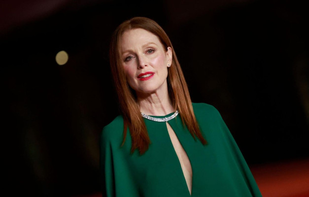 Julianne Moore pic #1340157