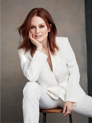 Julianne Moore pic #1108344
