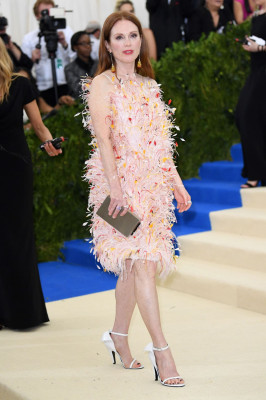 Julianne Moore pic #930034