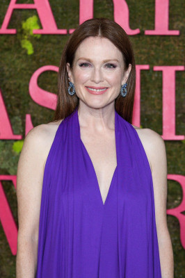 Julianne Moore pic #1069668