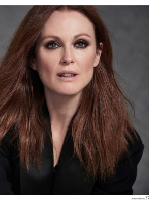 Julianne Moore pic #1000271