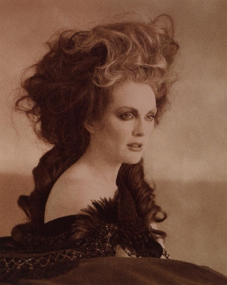 Julianne Moore pic #114421