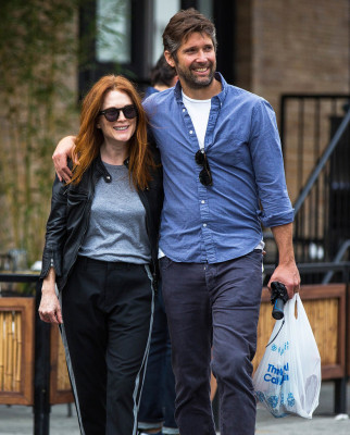 Julianne Moore pic #730230