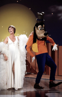 Julie Andrews pic #348875