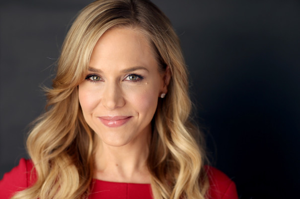 Julie Benz pic #688250