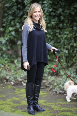 Julie Benz pic #582674