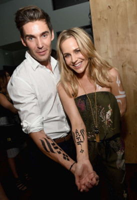 Julie Benz pic #787454