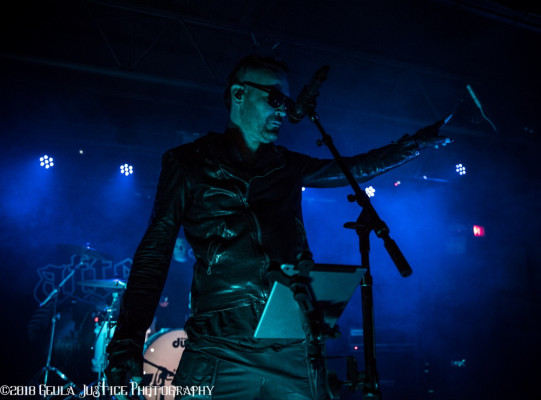 Julien-K pic #1054766