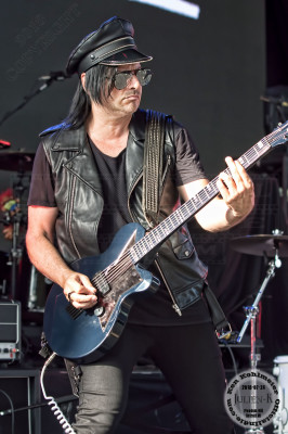 Julien-K pic #1056990
