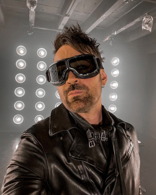 Julien-K pic #1252724