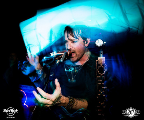 Julien-K pic #1094559