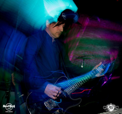 Julien-K pic #1094578