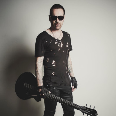 Julien-K pic #1029106