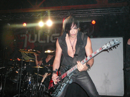 Julien-K pic #1179609