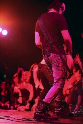 Julien-K pic #1011338