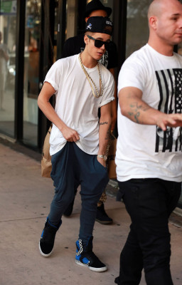 Justin Bieber pic #562043
