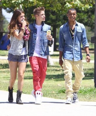 Justin Bieber pic #506033