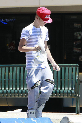 Justin Bieber pic #506034