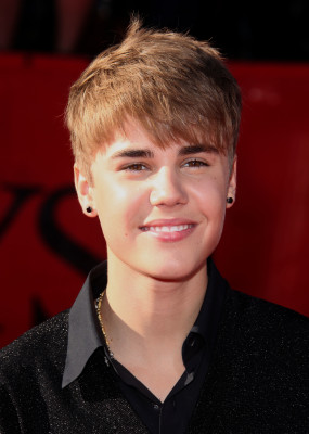 Justin Bieber pic #457123