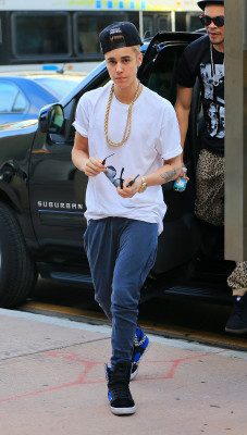 Justin Bieber pic #565676