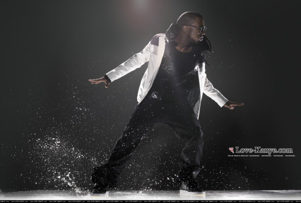 Kanye West pic #201293