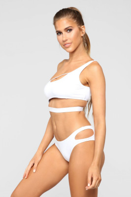 Kara del Toro pic #1199363
