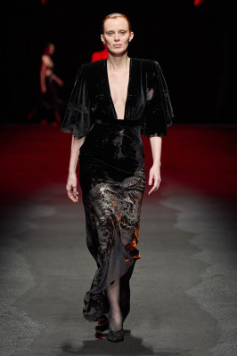 photo 5 in Karen Elson gallery [id1369915] 2025-04-19 00:00:00
