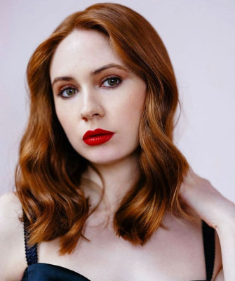 Karen Gillan pic #1135055