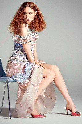 Karen Gillan pic #989537