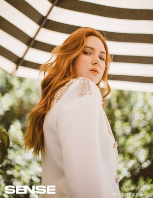 Karen Gillan pic #1233343