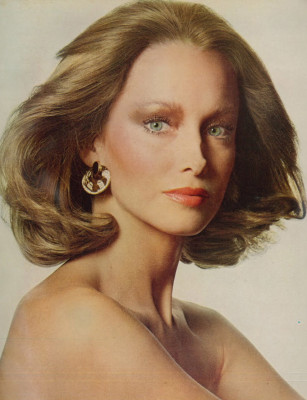 Karen Graham pic #381838