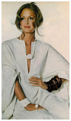 Karen Graham pic #382039