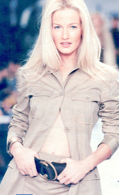 Karen Mulder pic #24418