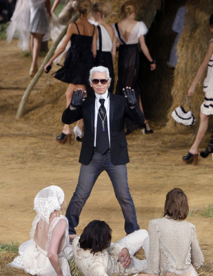 photo 13 in Lagerfeld gallery [id231016] 2010-01-27 00:00:00