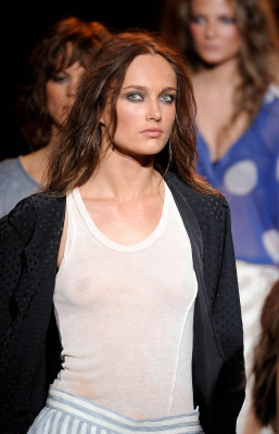 Karmen Pedaru pic #341198