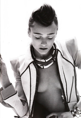 Karmen Pedaru pic #343231