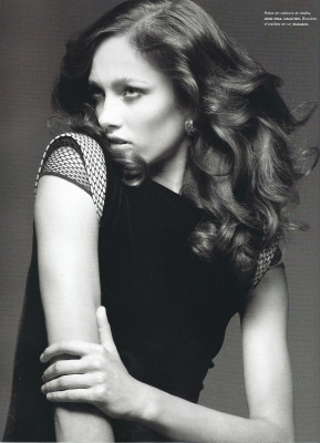 photo 17 in Karmen Pedaru gallery [id189575] 2009-10-09 00:00:00