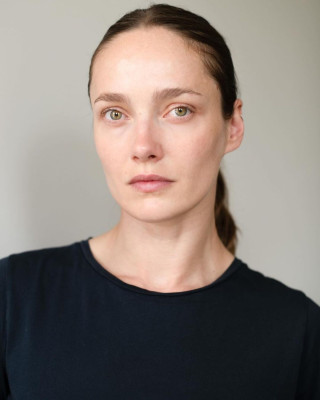 Karmen Pedaru pic #1377962