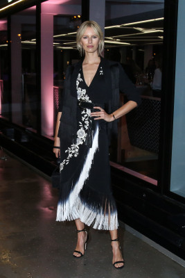 Karolina Kurkova pic #1296674