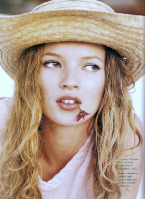 photo 13 in Kate Moss gallery [id503155] 2012-06-25 00:00:00