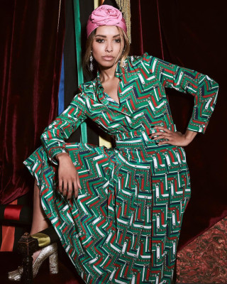 Katerina Graham pic #925574