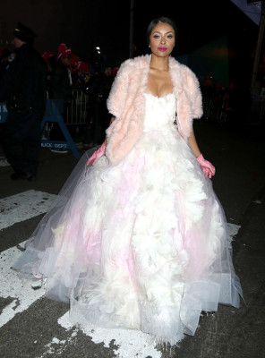 Katerina Graham pic #752093