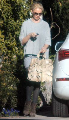 photo 25 in Katherine Heigl gallery [id359160] 2011-03-21 00:00:00