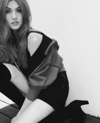 Katherine McNamara pic #956351