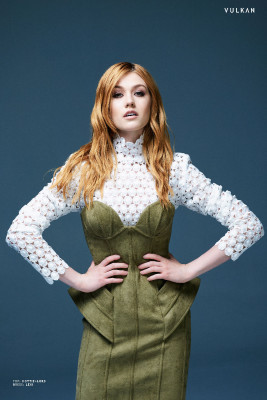 Katherine McNamara pic #963371