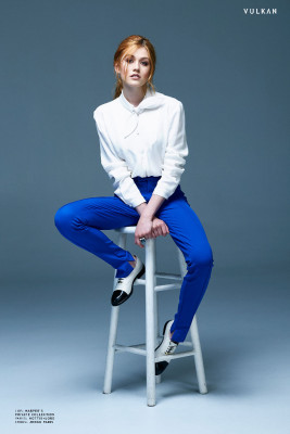 Katherine McNamara pic #963369