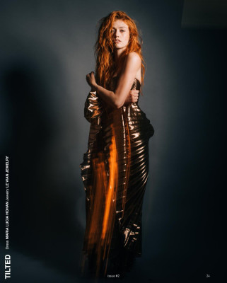 Katherine McNamara pic #1089292