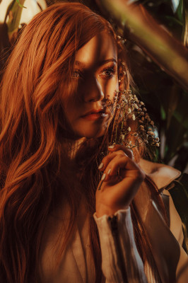 Katherine McNamara pic #855334